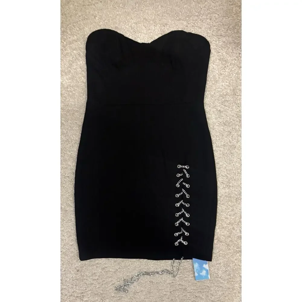 🖤 Cider Black Strapless Chain Slit Mini Dress 🖤size Medium